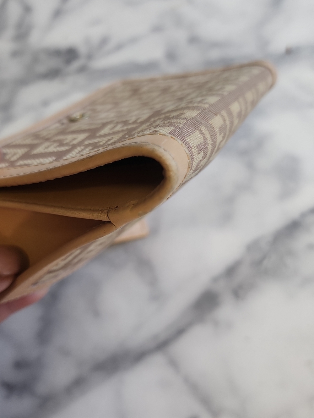 Authentic Zucchino Canvas Fendi Bifold Wallet - Picture 4 of 9